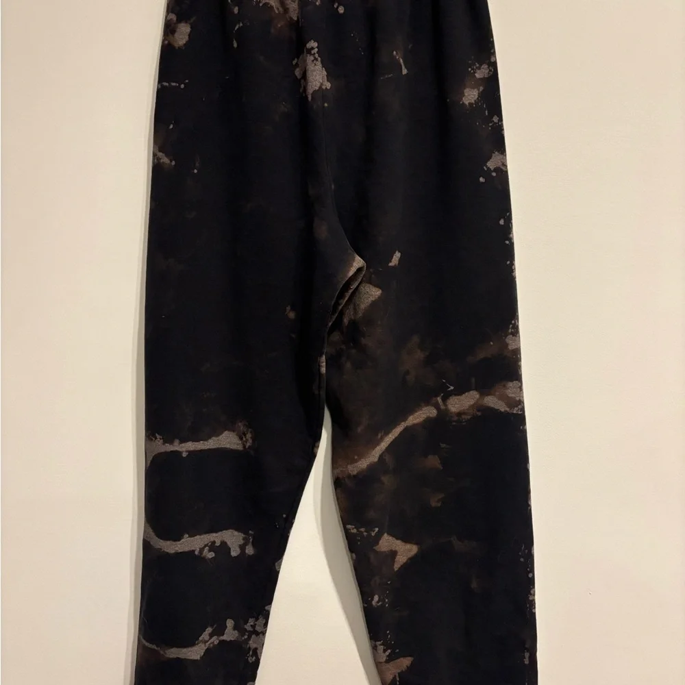 Vintage Hanes Black and Brown Tie-Dye Joggers - Picture 4 of 4